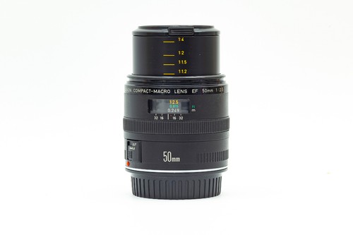 Canon 50mm 8 compact - ef, f2.8