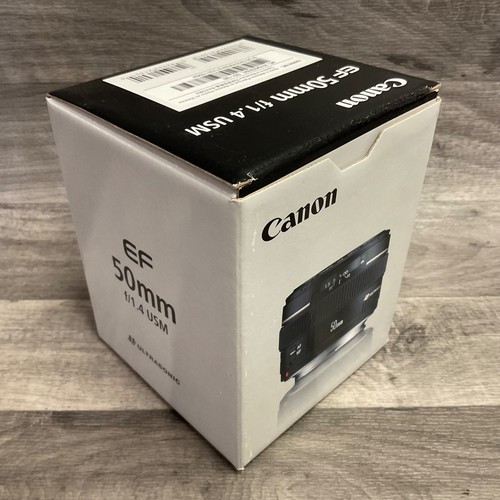 Canon 50mm 4 - f/1.4, usm