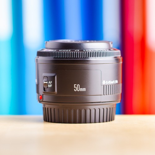 Canon 1 8 f1 - mm, f/1.8